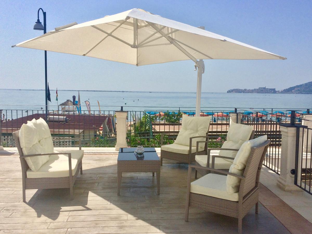 Klaton Beach Hotel Formia Extérieur photo